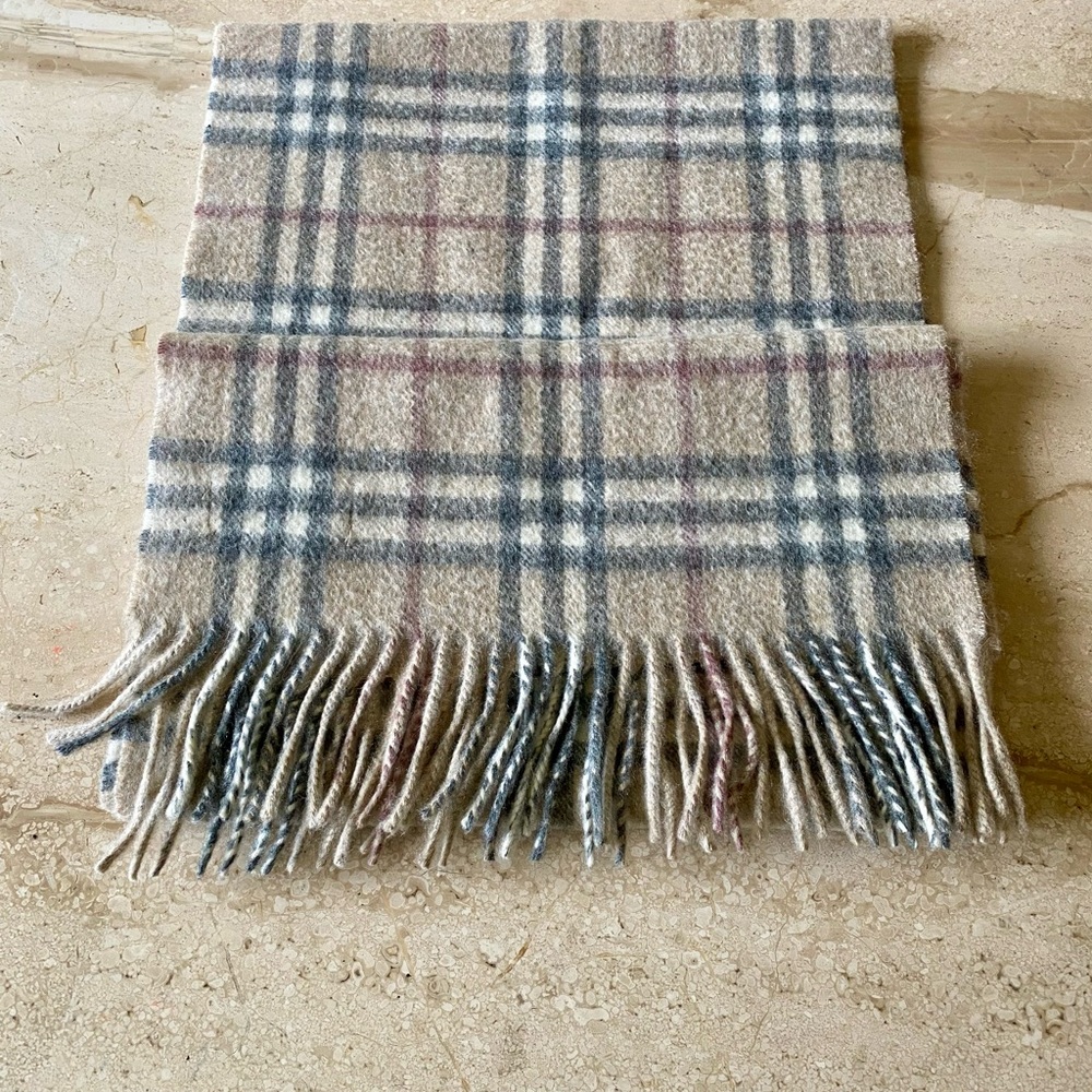 Burberry Beige Plaid Kashmiri cashmere scarf shawl - Picture 3 of 5